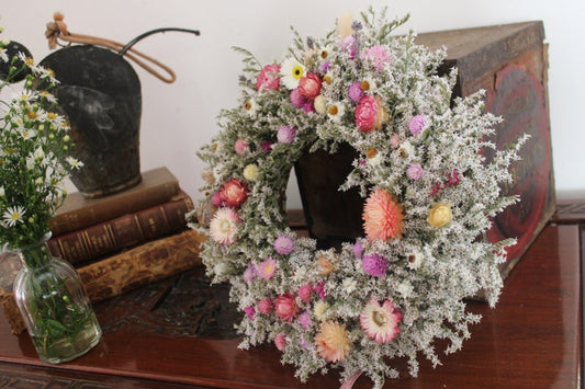 Dry wreath, door wreath