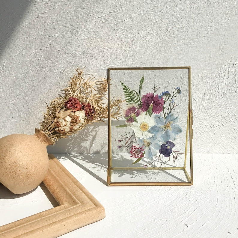 Pressed flower frame