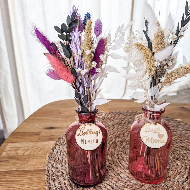 Dried flowers bouquet personalized with vase