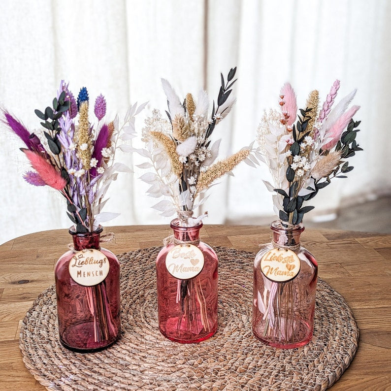 Dried flowers bouquet personalized with vase